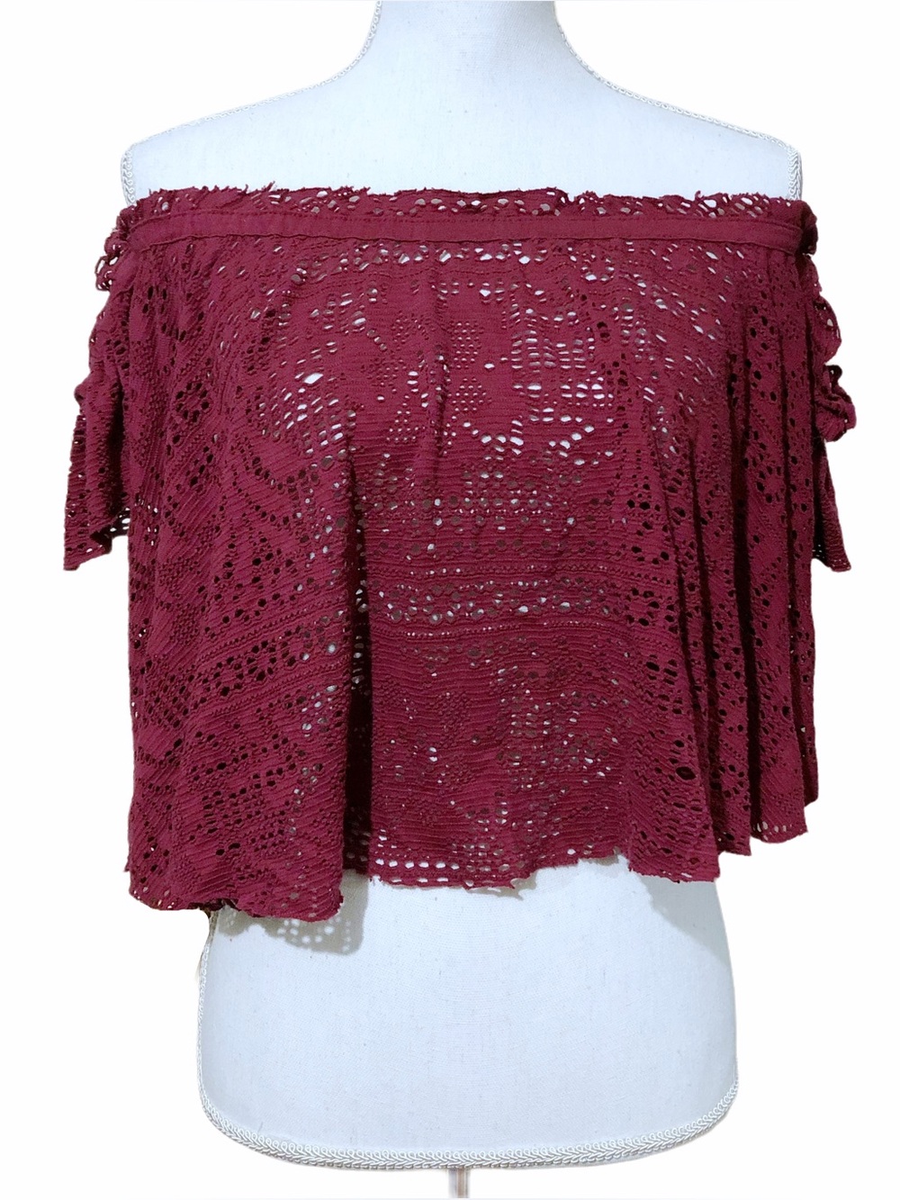Garage Red Off Shoulder Lace Crochet Crop Top Size Medium